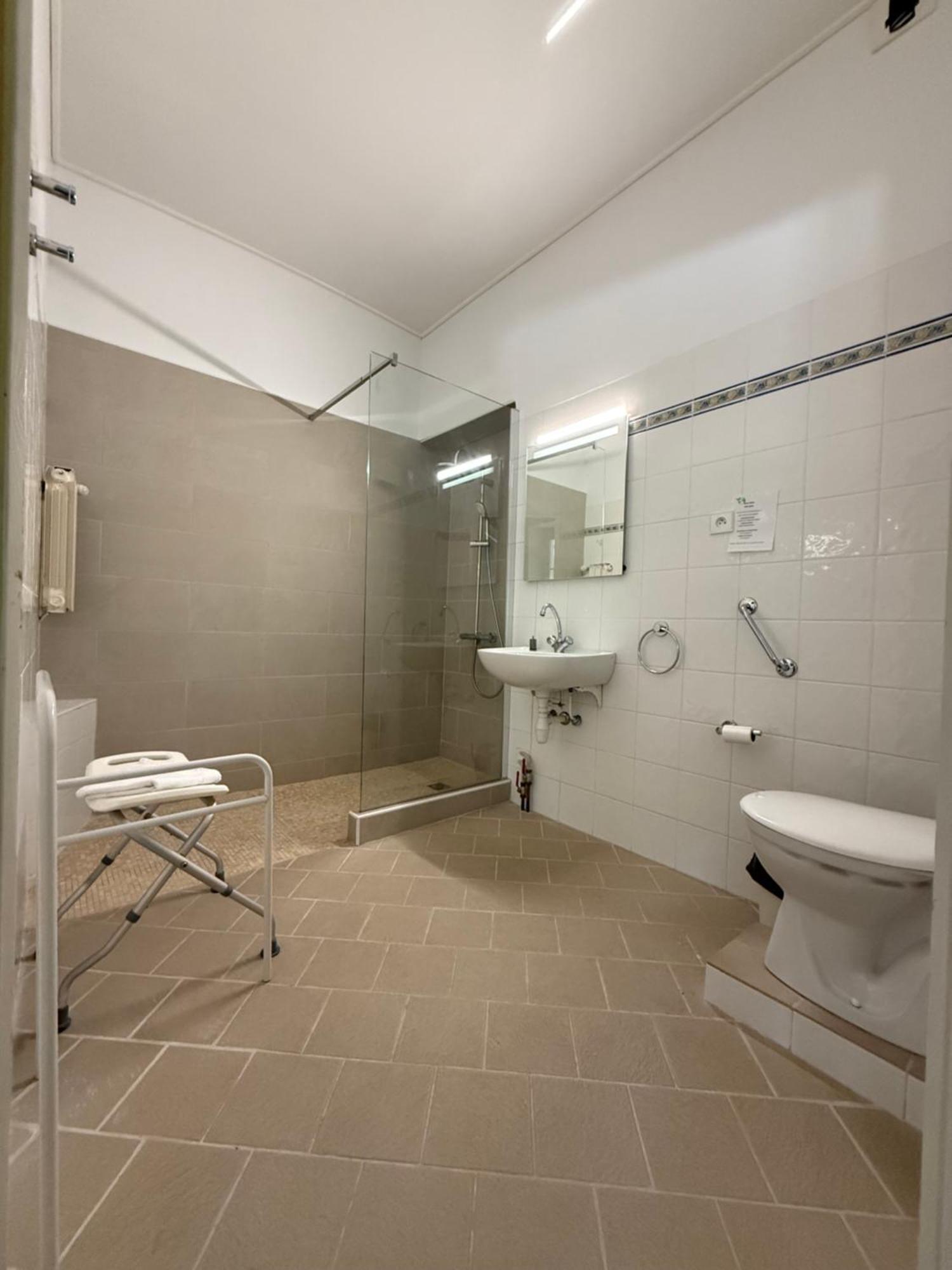 Hotel St Sebastien 2*